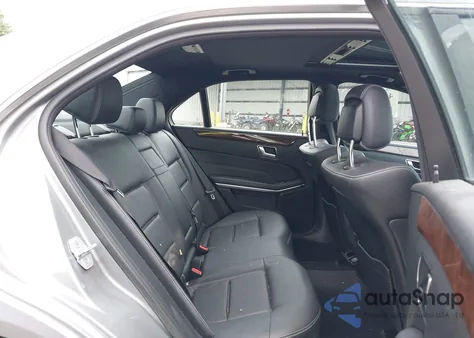 2015 Mercedes-Benz E 350 4Matic z USA, uszkodzony, nr VIN WDDHF8JB6FB120212